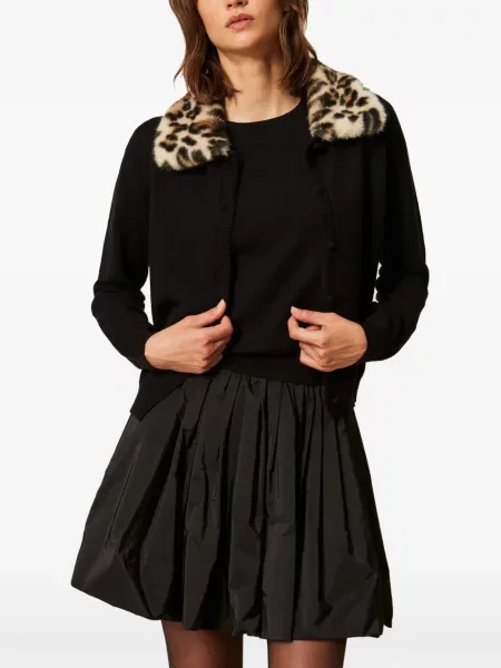 Gulerat geacă Twinset tricotate negru