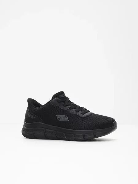 Wygodne wsuwane sneakersy marki Sketchers z pianką z pamięcią czarne