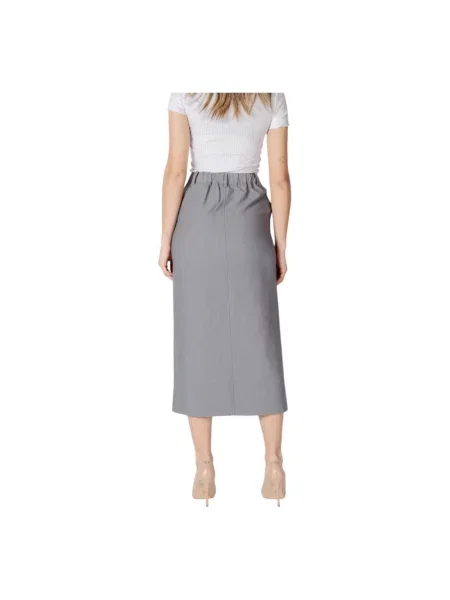 Spódnica midi Ichi do kolan biała