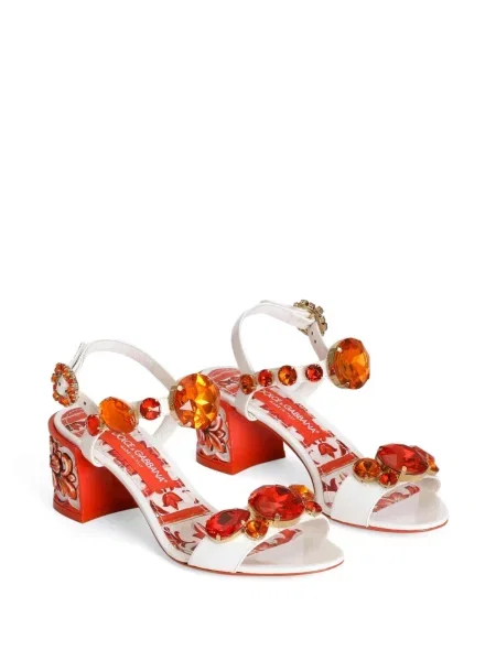 Δερμάτινα σανδάλια Dolce & Gabbana με κέντημα από λουστρίνι λευκό