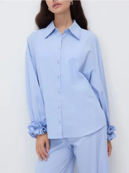 Reserved Сорочка з ефектними оборками блідо-блакитний блакитна