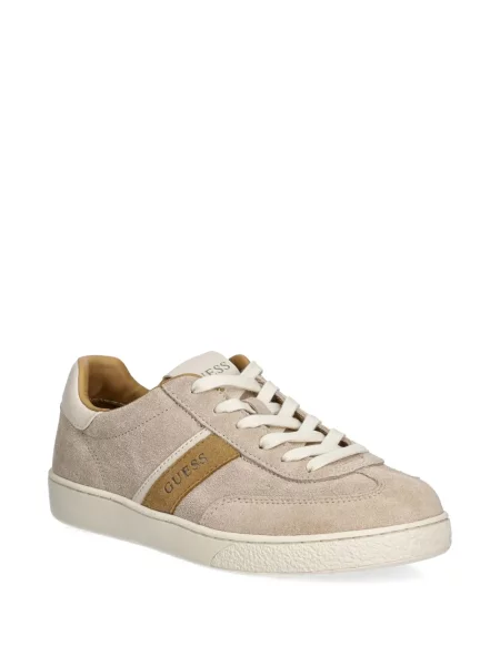 Sneakers Guess με σχέδιο