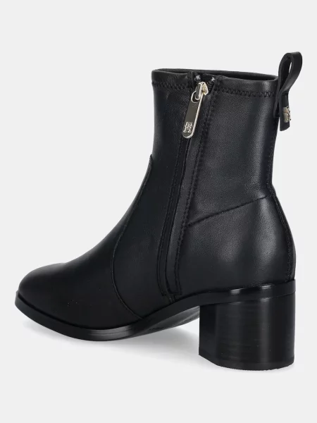 Kožené kotníkové boty Tommy Hilfiger TH STRETCH LEATHER BOOTIE na černá