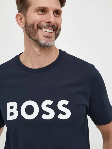 BOSS t-shirt granatowy z nadrukiem czarna