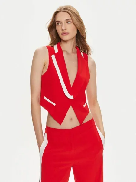 Maryley Liemenė raudona