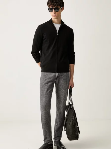 Trussardi светр на застібці з віскозою