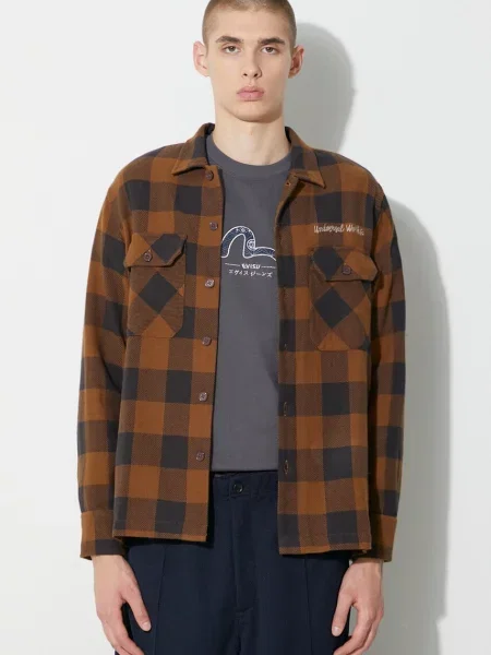 Классическая ошейниковый рубашка Universal Works коричневая