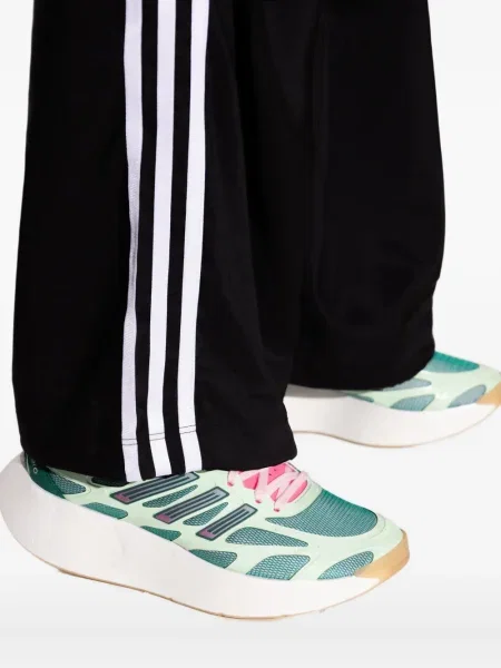 Велурени маратонки Adidas Spezial на райета червено