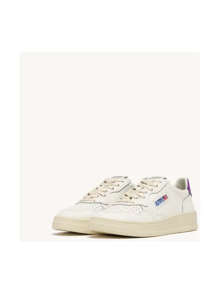 Sneakersy Autry białe