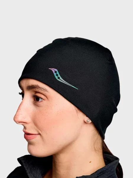 Шапка Saucony чорна