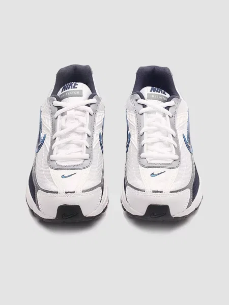 Повседневные кроссовки Nike белые