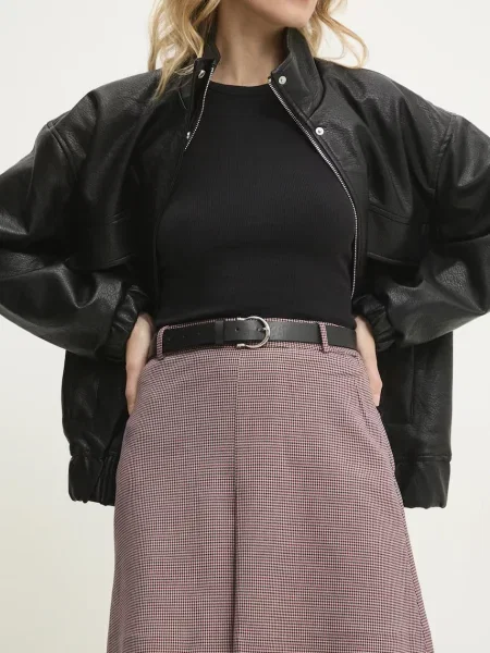 Krilo Answear Lab rdeča