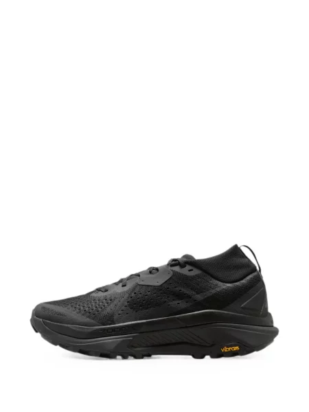 Sneakerși Nike Air Jordan retro alergare alb