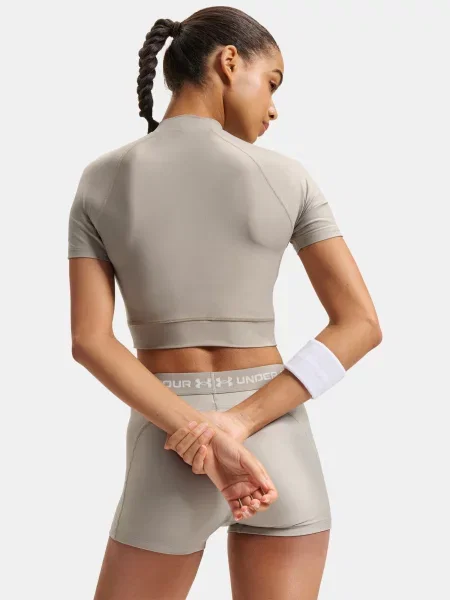 Decupat tricou Under Armour