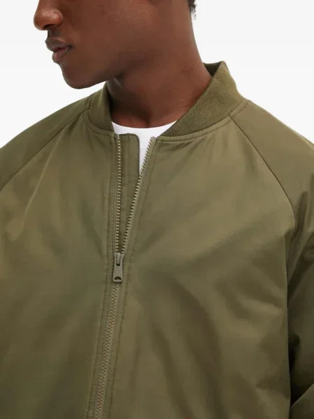 Blugi drepți Levi's® zdrențuiți negru