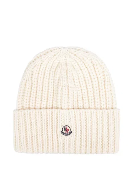 Căciulă Moncler alb
