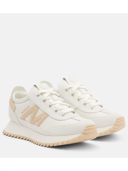 Sneakerși Moncler din piele de căprioară alb