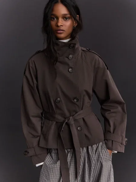 Bershka Geacă de primăvară-toamnă maro