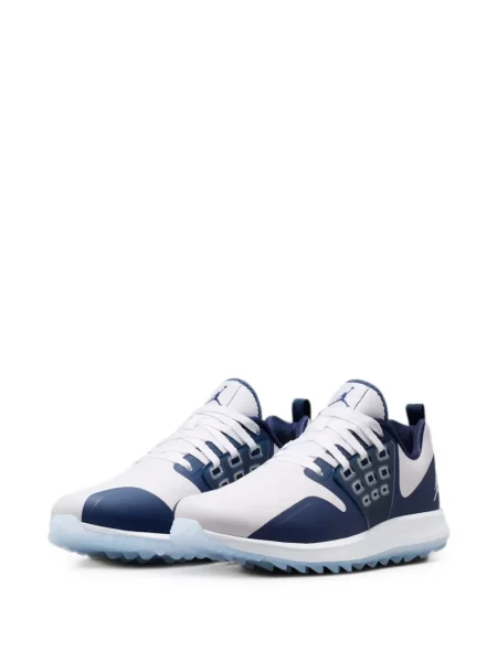 Sneakerși Jordan alb