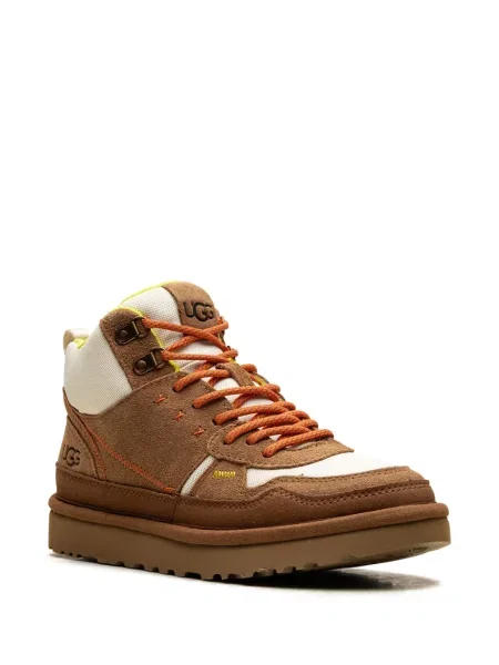Botine Ugg maro