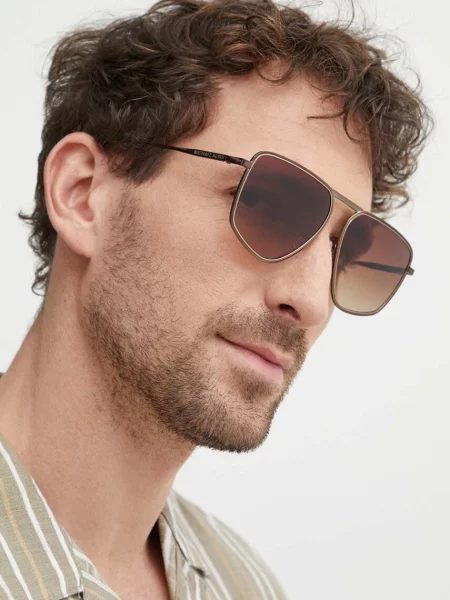 Слънчеви очила Michael Kors SILVERTON кафяво