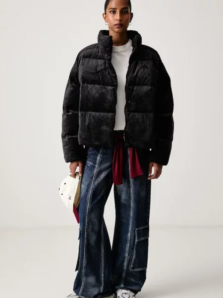 Adidas jachetă scurtă pentru femei Helionic negru