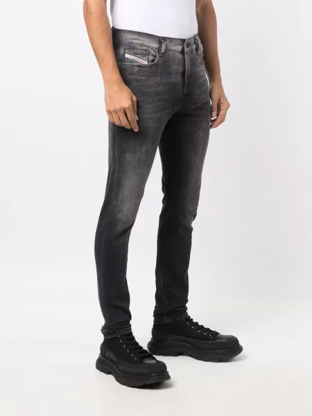 Skinny jeansy skinny Diesel czarne