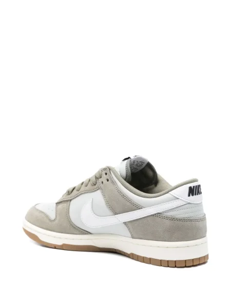 Sneakerși Nike roșu
