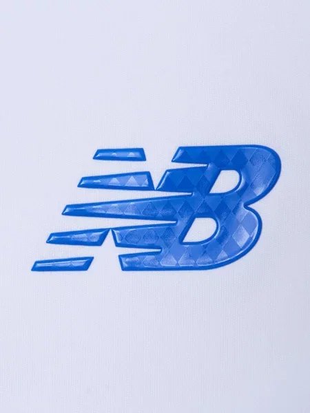 Шорты New Balance белые