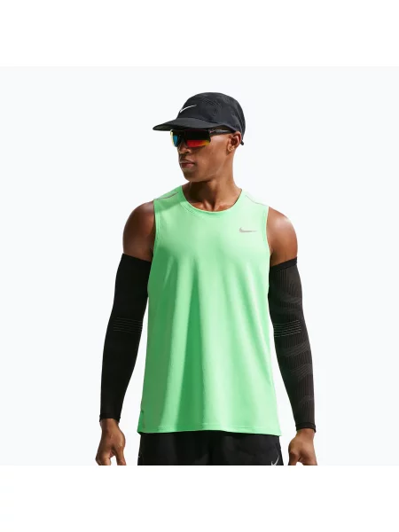 Běžecké tričko Nike Miler illusion green zelené