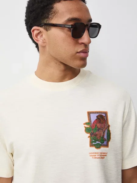 Футболка Medicine