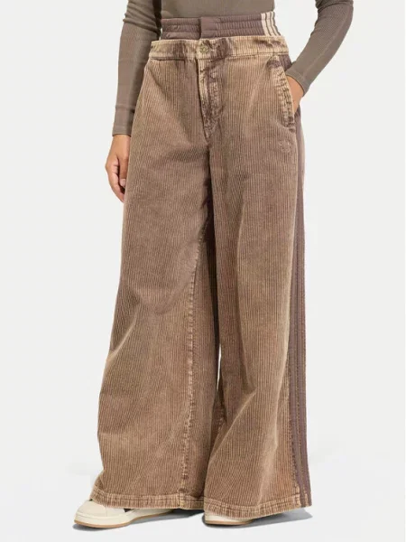Adidas Παντελόνι υφασμάτινο Corduroy Sst Wide Leg καφέ