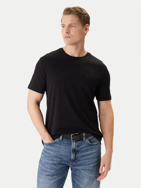 Тениска Calvin Klein с изчистен дизайн черно