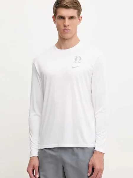 Тениска Nike бяло