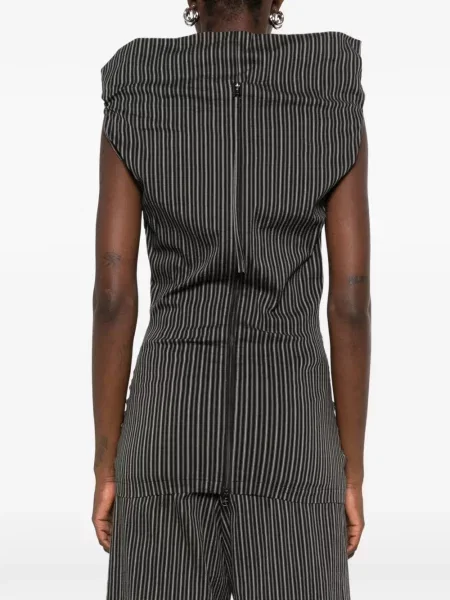 Top Issey Miyake cu dungi negru