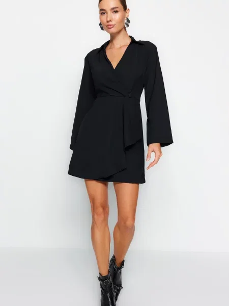 Rochie Trendyol țesută negru