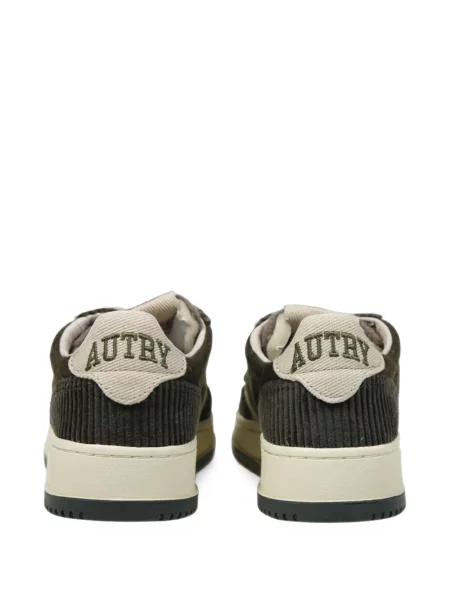 Sneakerși Autry de catifea maro