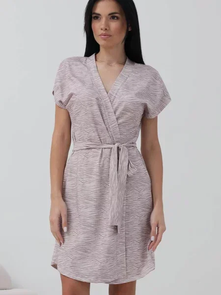 Женский халат из рожевий