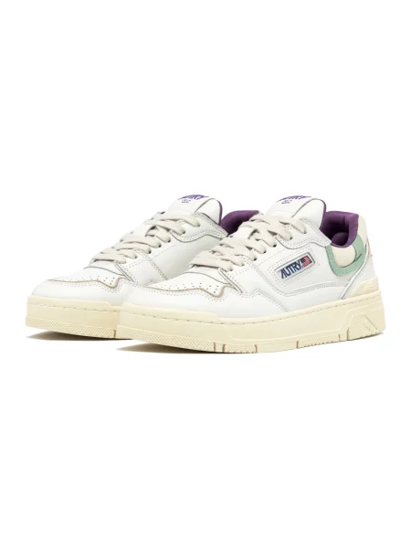 Sneakersy Autry zamszowe białe