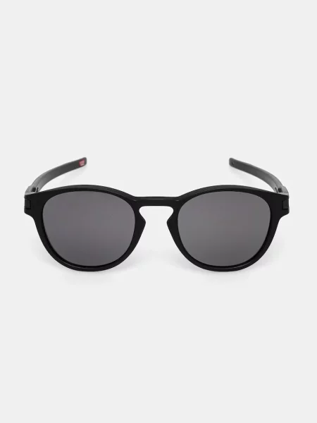Солнцезащитные очки Oakley