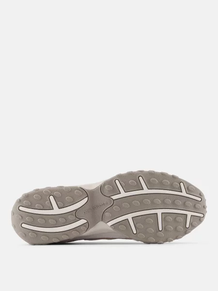 Кроссовки New Balance бежевые