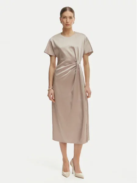 Rinascimento Коктейльна сукня бежевий