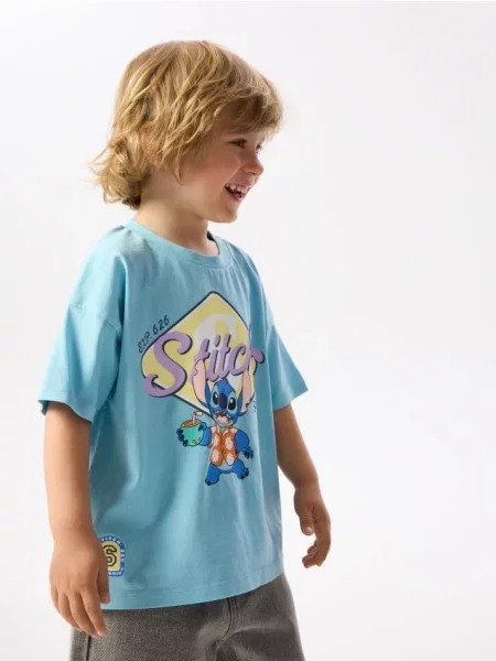 Reserved Tricou din Lilo și Stitch albastru-deschis albastru