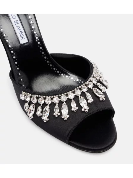 Papuci tip mules Manolo Blahnik din satin negru
