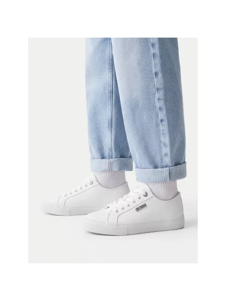 Кецове Guess бяло