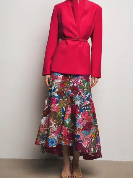 Medicine fustă asimetrică din