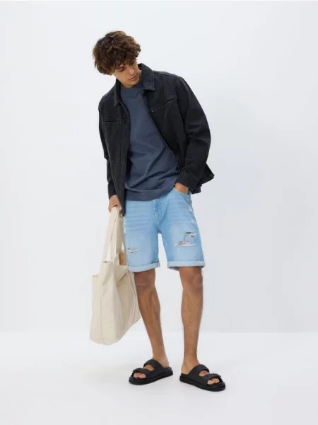 Reserved Pantaloni scurți slim fit din denim albastru