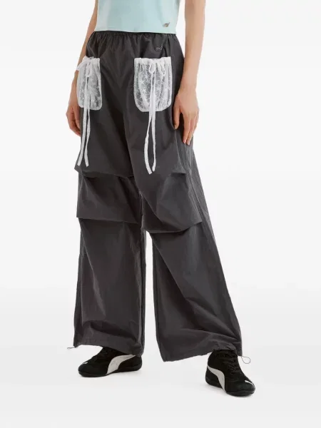 Pantaloni Mini Cream din dantelă gri