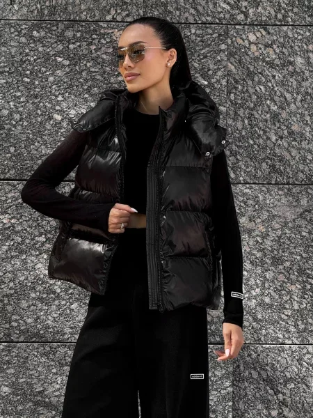 Утепленный жилет Jadone Fashion черный