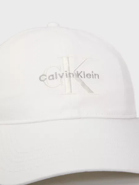 Кепка Calvin Klein Jeans с вышивкой белая
